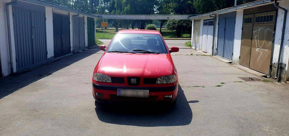 Seat Cordoba 1.4mpi 2001.g BUCO AUTOMOBILI