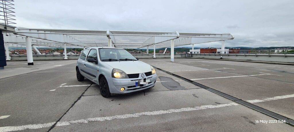 Renault Clio (2002.) 1.2 16V Authentique