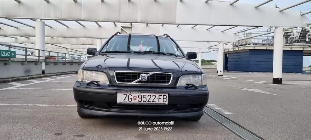 799€ - VOLVO v40 1.9TD 66kW (1999.) - reg 11/2023 - jako dobro stanje 4 FB IMG 1687374861778