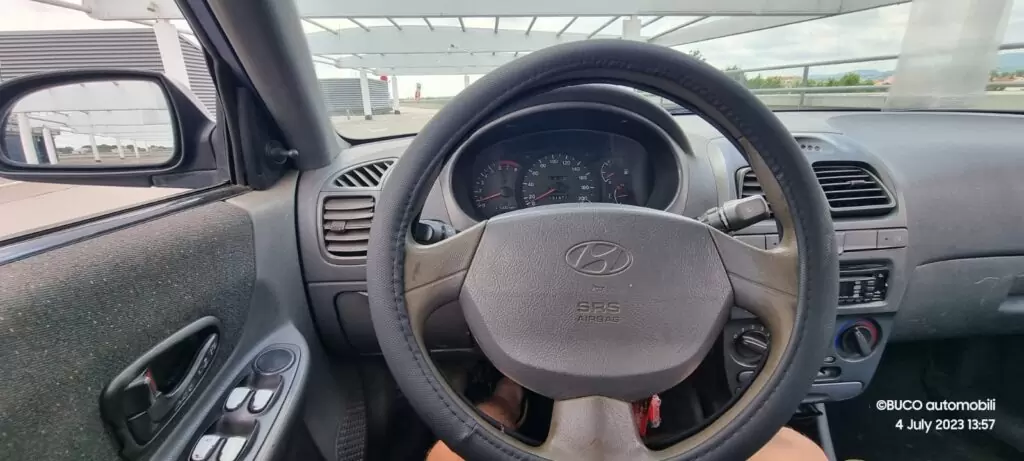 499€ - Hyundai Accent 1.3i (2000.) - reg 9/2023 - dobro stanje 11 1ba31fac 3707 4fe2 a9a6 91260c610d52