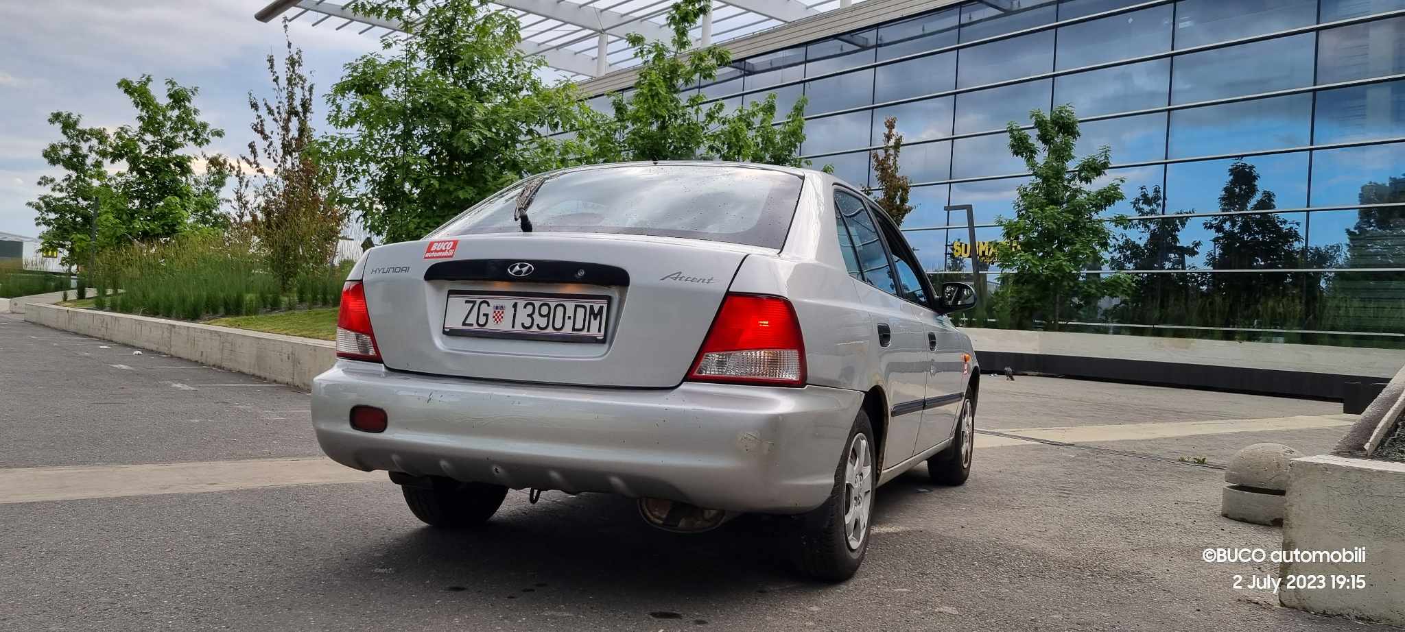 Hyundai Accent 1.3mpi 2001. - BUCO automobili