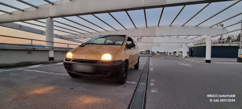 699€ - Renault Twingo 1.2i (1999.) - reg 3/2024 - jako dobro stanje 8 Renault Twingo 1.2i 1999. - BUCO automobili