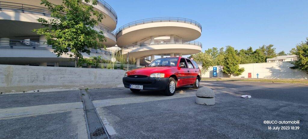 Ford Escort 1.3i 1997. - BUCO automobili