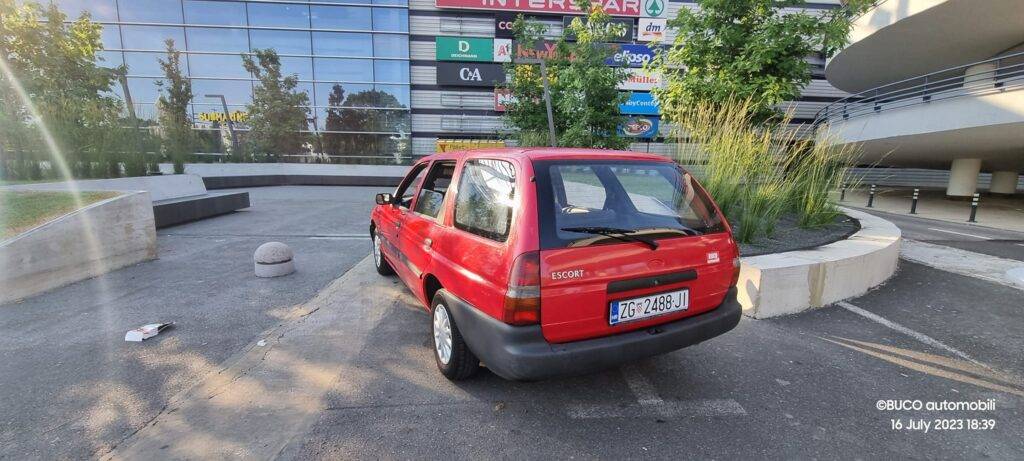 Ford Escort 1.3i 1997. - BUCO automobili