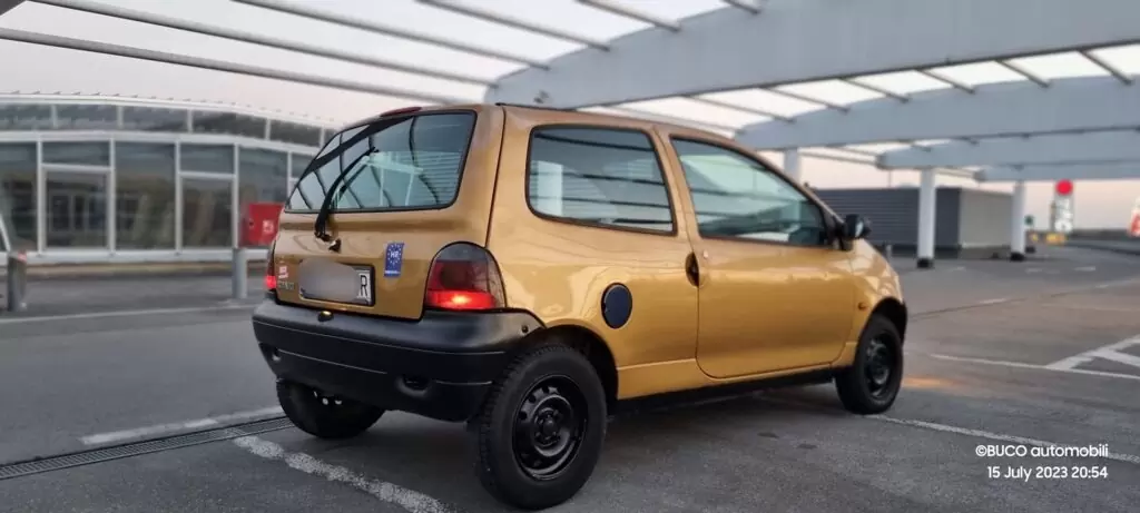 699€ - Renault Twingo 1.2i (1999.) - reg 3/2024 - jako dobro stanje 4 Renault Twingo 1.2i 1999. - BUCO automobili