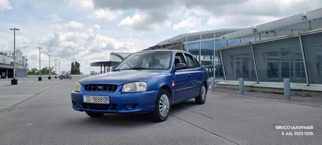499€ - Hyundai Accent 1.3i (2000.) - reg 9/2023 - dobro stanje 2 Hyundai Accent 1.3i 2000. - BUCO automobili
