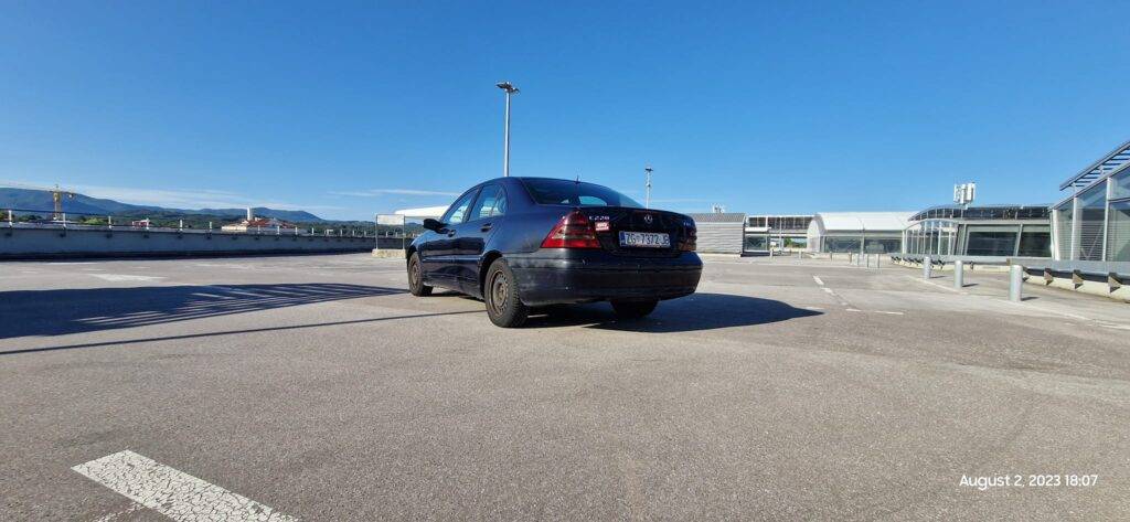 Mercedes-Benz c220cdi w203 - buco automobili