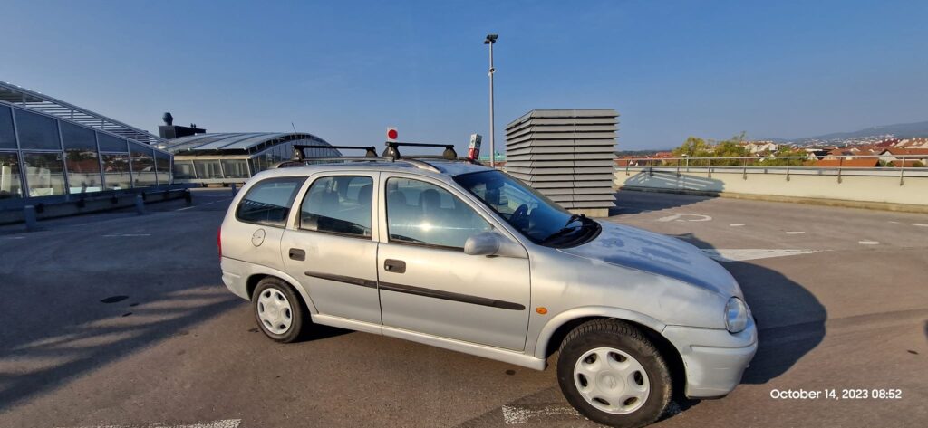 Opel Corsa b karavan 1.4 16v - bucoautomobili