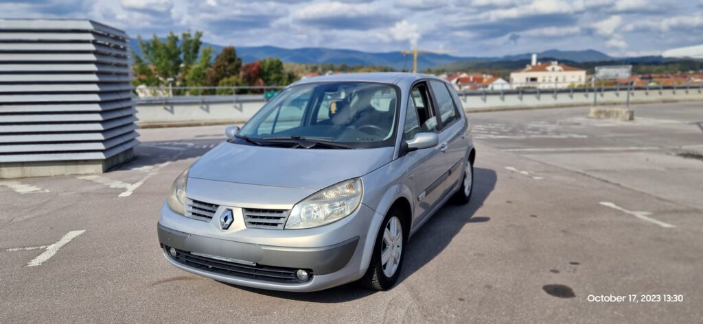 Renault Scenic 1.5dci bucoautomobili