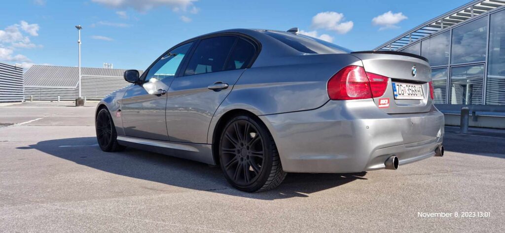 BMW e90 Facelift 318d - bucoautomobili