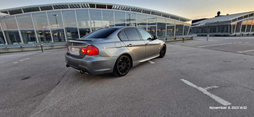 BMW e90 Facelift 318d - bucoautomobili