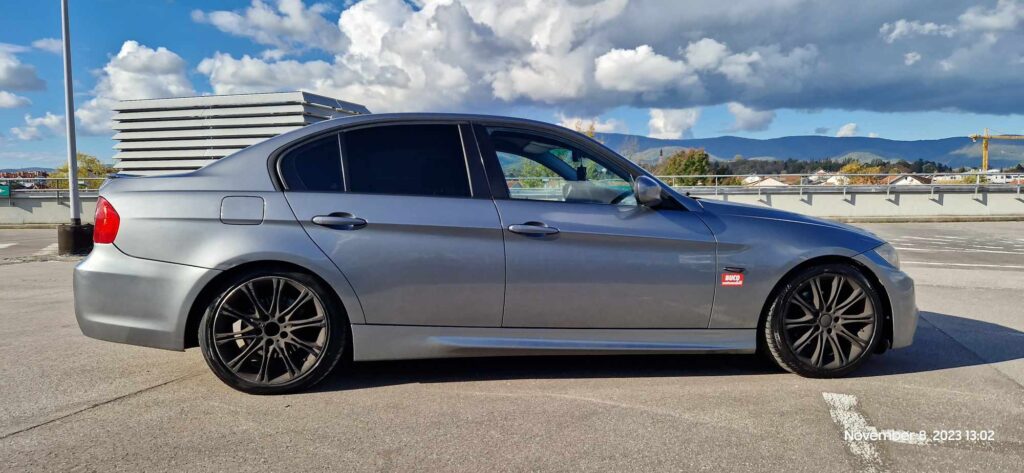 BMW e90 Facelift 318d - bucoautomobili