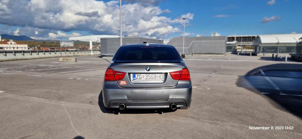 BMW e90 Facelift 318d - bucoautomobili