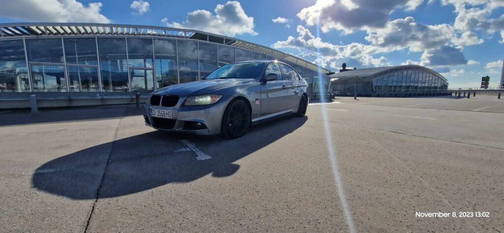 BMW e90 Facelift 318d - bucoautomobili