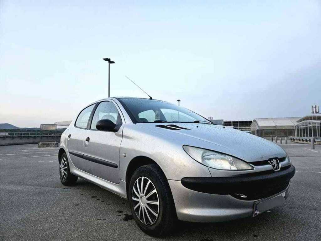 799 € - Peugeot 206. 1.1i (2004.god) - reg 12/2025 - jako dobro stanje 15 Highcompressed 2143606924