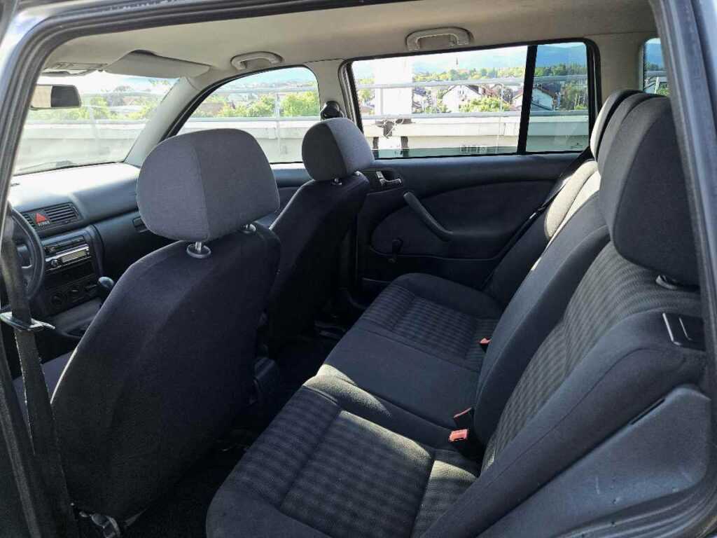 999 € - Škoda Octavia 1.6i + LPG (2008.god) - reg 10/2025 - jako dobro stanje 28 Škoda Octavia mk1 1.6i + LPG 2008.god - unutrašnjost