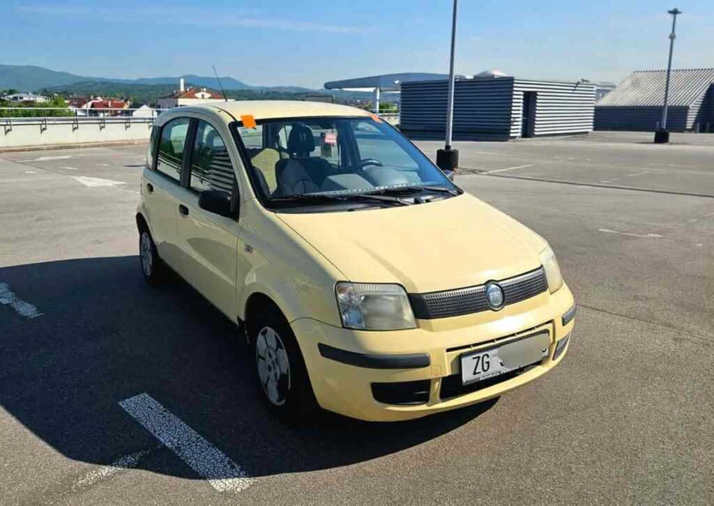 899 € - Fiat Panda 1.1i (2005.) - registrirana godinu dana (4/2026) - jako dobro stanje 22 FB IMG 1746023275446