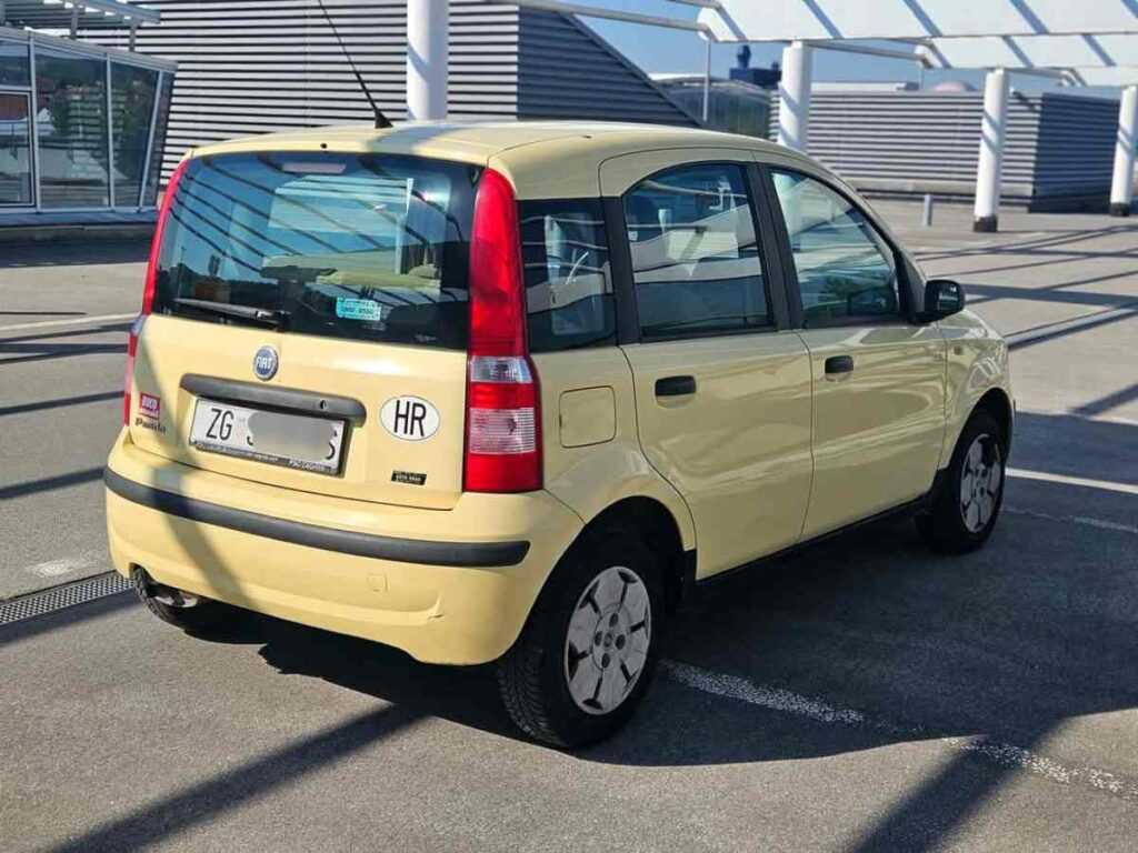 899 € - Fiat Panda 1.1i (2005.) - registrirana godinu dana (4/2026) - jako dobro stanje 15 FB IMG 1746023289575