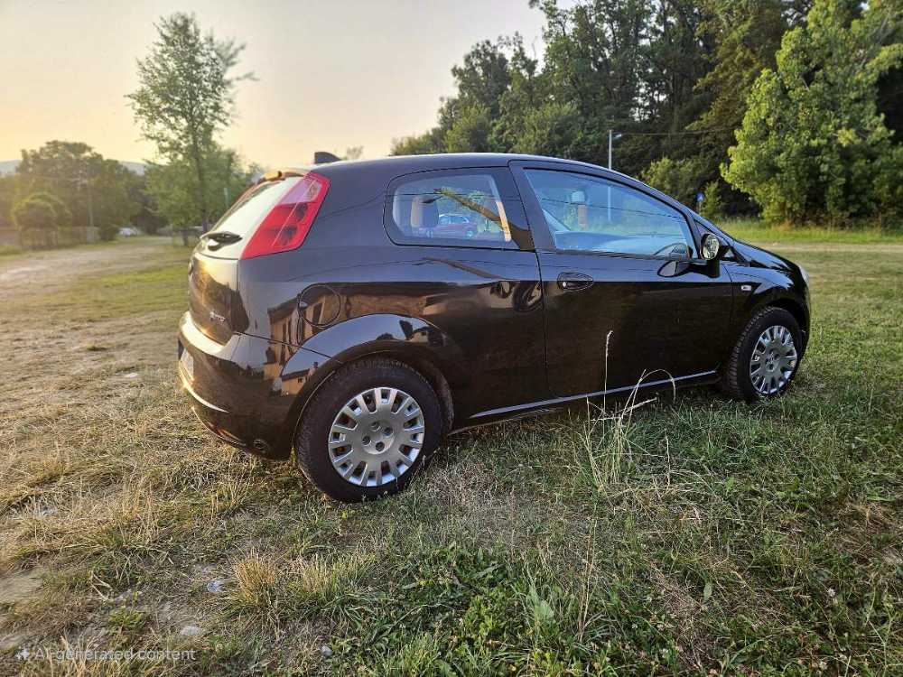 899€ - Fiat Grande Punto 1.4i + LPG (2008.g) - reg 11/2025 - dobro stanje 32 20250608 200148111