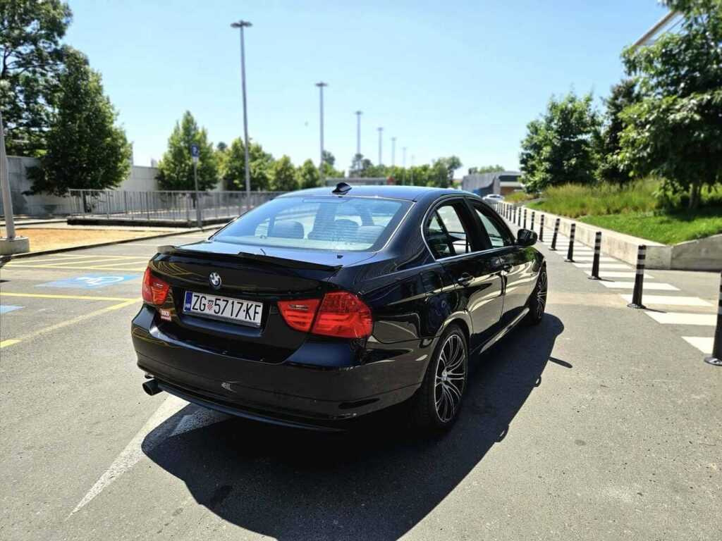 4999 € - BMW e90 LCI (facelift) 316d 2010.god - reg 10/2025 - jako dobro stanje 26 515041464 1052898503693597 8610581510899772022 n