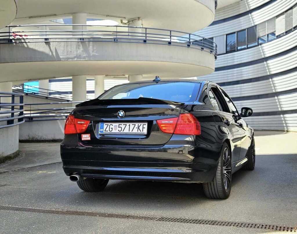 4999 € - BMW e90 LCI (facelift) 316d 2010.god - reg 10/2025 - jako dobro stanje 25 515323150 1052890823694365 2534975969145279037 n
