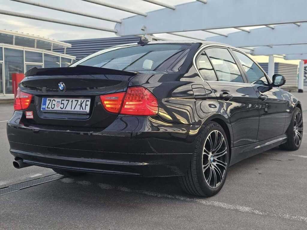 4999 € - BMW e90 LCI (facelift) 316d 2010.god - reg 10/2025 - jako dobro stanje 15 515522243 1052899267026854 7965866987968088847 n