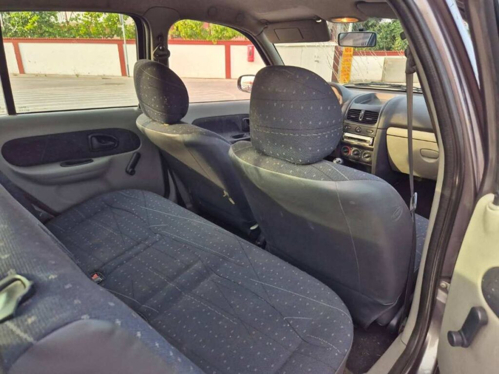 799 € - Renault Clio 1.2i (2003.god) - reg 12/2025 - jako dobro stanje 8 FB IMG 1751955199374